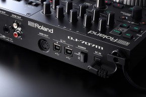 Roland DJ-707M