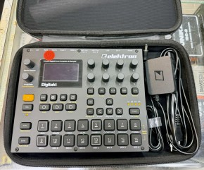 Analog Cases - PULSE Case For Roland SP-404 und Digitakt/Digitone